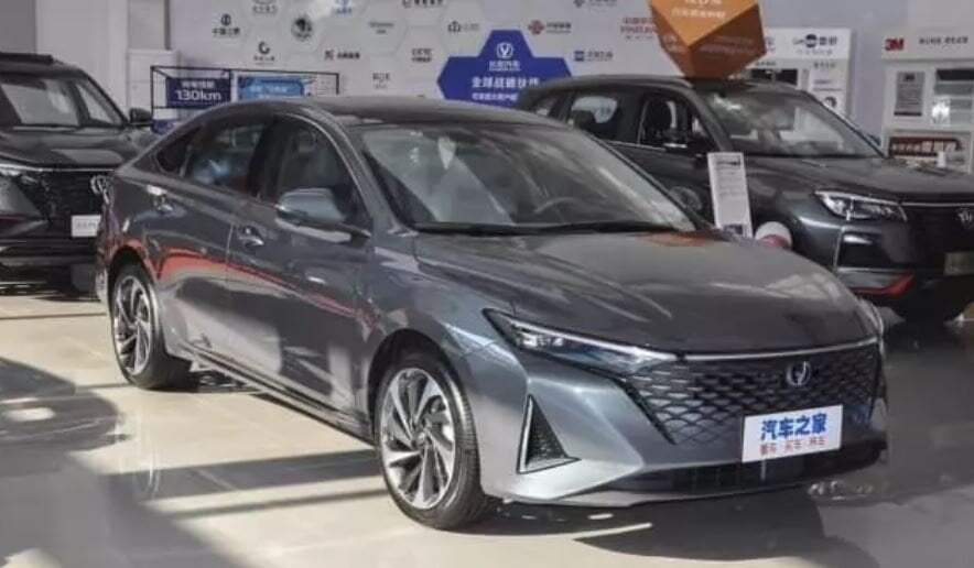 خودرویی که چین برای رقابت با تویوتا کمری به میدان آورد / عکس