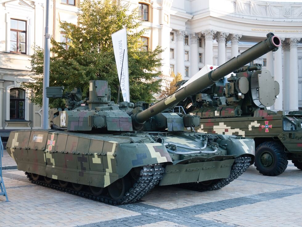 بازگشت تانک قدرتمند و نادر اوکراین به میدان نبرد/ عکس
