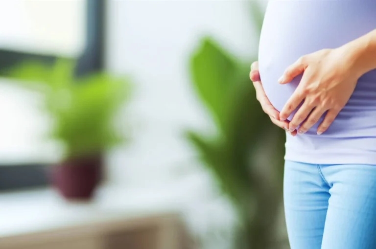 چرا هموروئید بعد از زایمان تشدید می شود؟ بررسی دلایل پزشکی و راهکارها