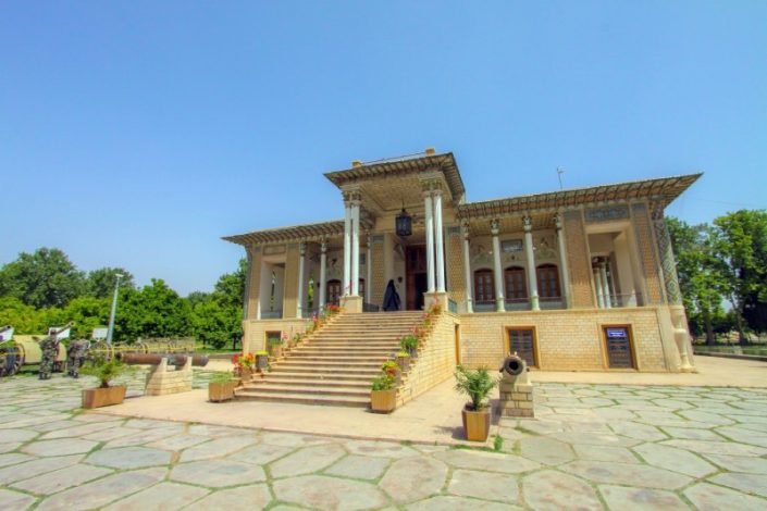 همه چیز درباره باغ عفیف‌ آباد شیراز: راهنمای کامل سفر